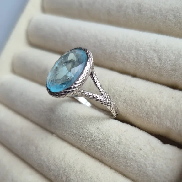 TOCARA Sterling Silver Topaz Colored Ring (J86) - Picture 4 of 5